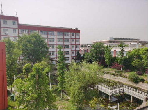 校區(qū)環(huán)境