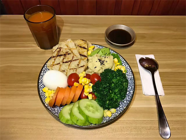  昆明藝中人星源藝術學校教學環(huán)境