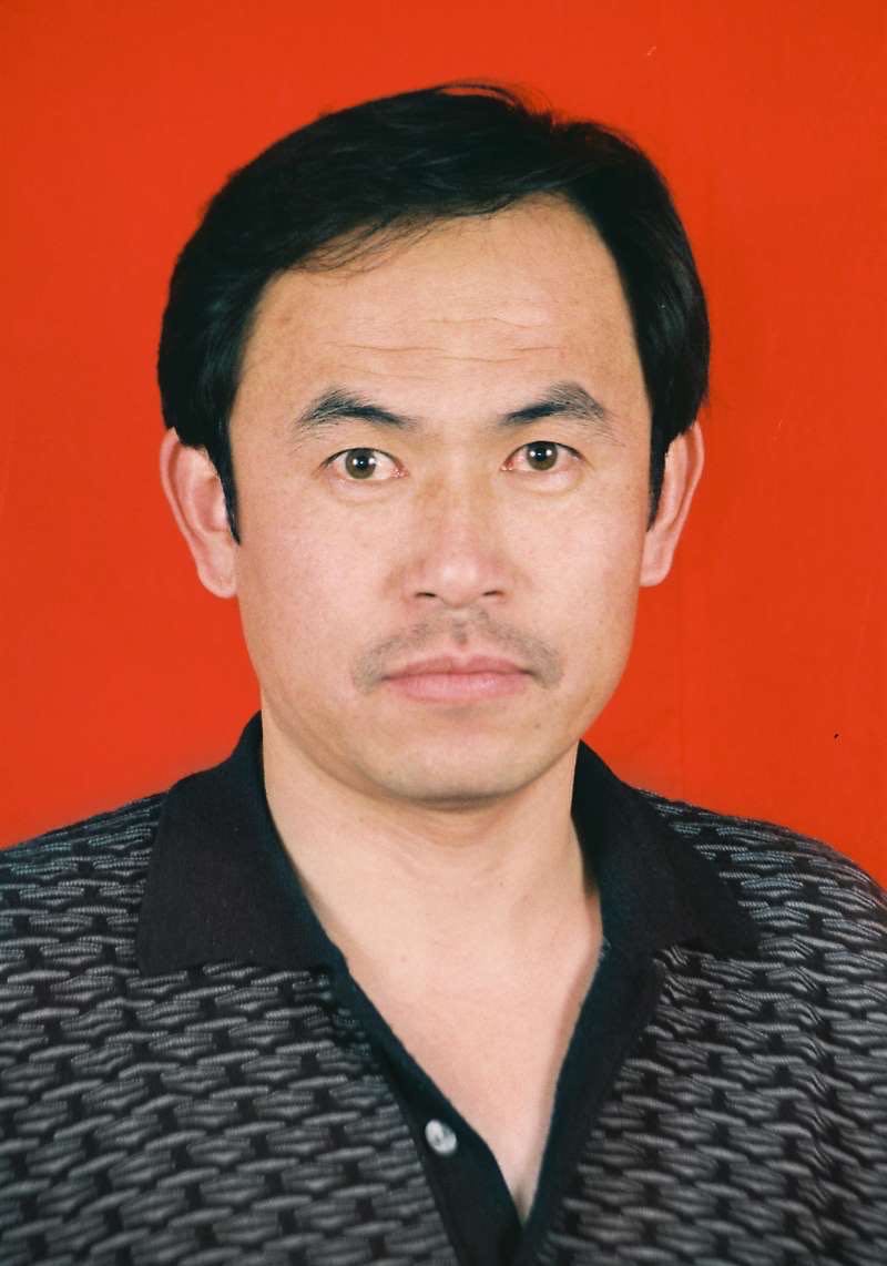 何貴新老師
