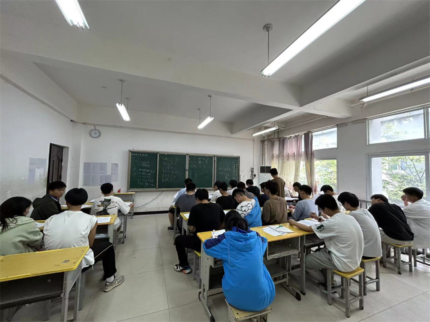 河南激志高考復(fù)讀學(xué)校環(huán)境