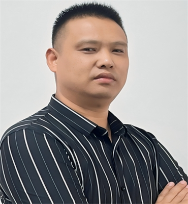 李校長